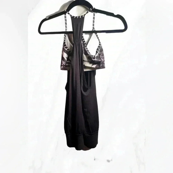 Lululemon No Limits Tank Black /  Brisk Bloom Black White yoga bra top tank 4 - Picture 2 of 5